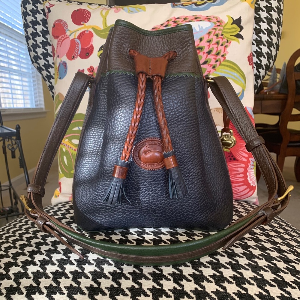 Vintage Dooney & Bourke Teton Drawstring